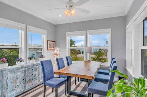 Dining - 31507 Avenue E, Big Pine Key, FL 33043 photo 2 of 4
