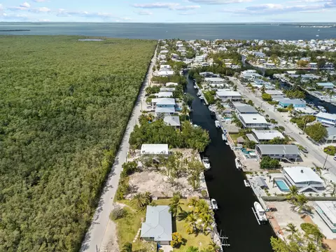 972 Shaw Dr, Key Largo, FL 33037 photo 4