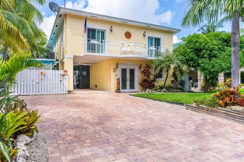 17 North Dr, Key Largo, FL 33037