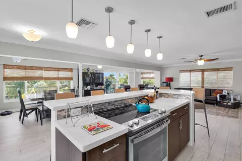856 Copa D Oro, Marathon, FL 33050 photo 4