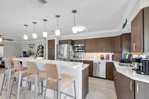 856 Copa D Oro, Marathon, FL 33050 photo 3