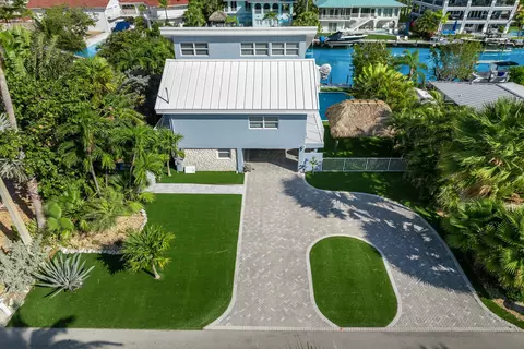 334 E Seaview Dr, Duck Key, FL 33050