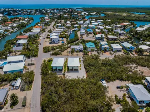 110 Santa Barbara, Marathon, FL 33050 photo 43