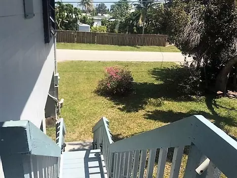 1655 Harbor Dr, Marathon, FL 33050 photo 3