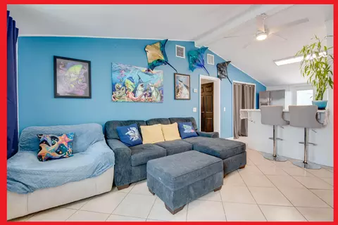30957 Mercedes Rd, Big Pine Key, FL 33043