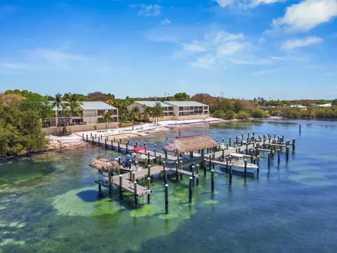 87200 Overseas Hwy #R6, Islamorada, FL 33036
