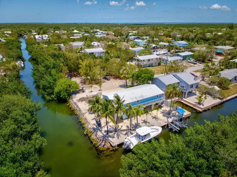 29012 Bigonia Dr, Big Pine Key, FL 33043