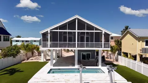 1020 Adams Dr, Key Largo, FL 33037