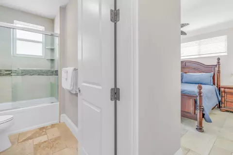 2394 Coco Plum Dr, Marathon, FL 33050 photo 24