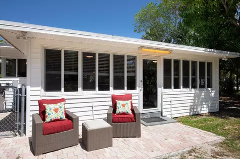 Exterior - 7563 Gulfstream Blvd, Marathon, FL 33050 photo 4 of 5