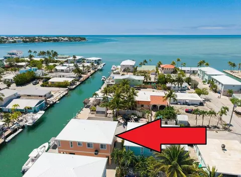 11284 3rd Avenue Ocean Ave, Marathon, FL 33050