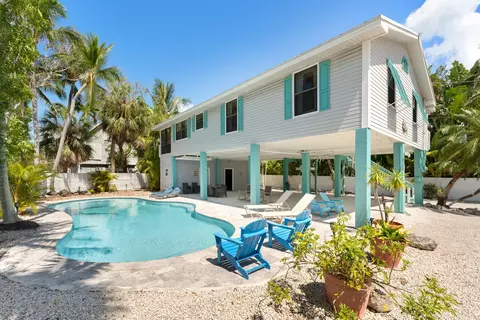 81 Jean La Fitte Dr, Key Largo, FL 33037