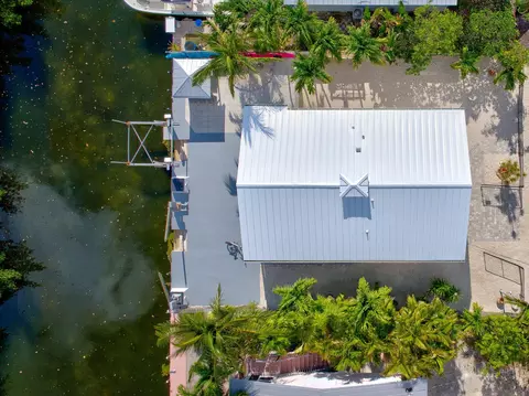 View/Area - 29025 Geranium Dr, Big Pine Key, FL 33043 photo 7 of 9
