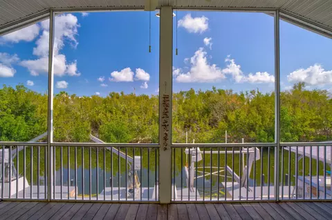 Exterior - 29025 Geranium Dr, Big Pine Key, FL 33043 photo 6 of 12