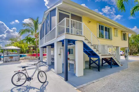 Exterior - 29025 Geranium Dr, Big Pine Key, FL 33043 photo 3 of 12