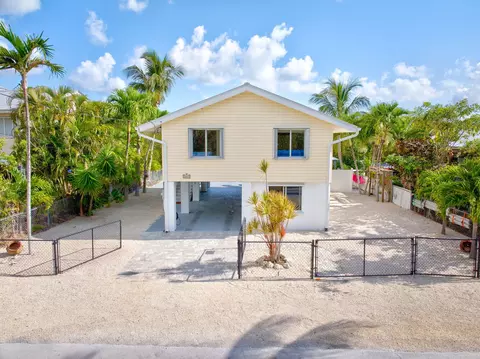 Exterior - 29025 Geranium Dr, Big Pine Key, FL 33043 photo 1 of 12