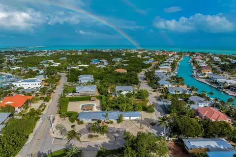 1103 S Indies Dr, Duck Key, FL 33050
