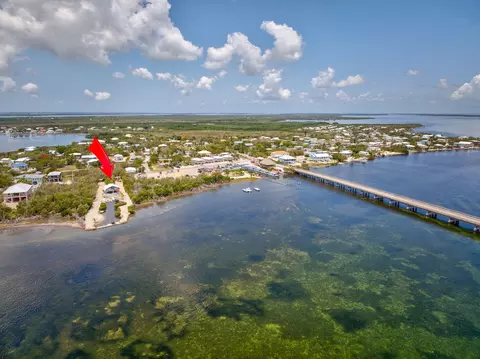 1667 Bogie Dr, Big Pine Key, FL 33043 photo 2
