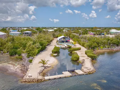 1667 Bogie Dr, Big Pine Key, FL 33043 photo 3