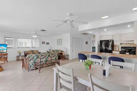 511 9th St #KEY colony, Key Colony Beach, FL 33051 photo 7