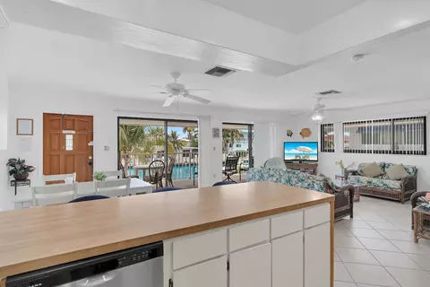 511 9th St #KEY colony, Key Colony Beach, FL 33051 photo 11