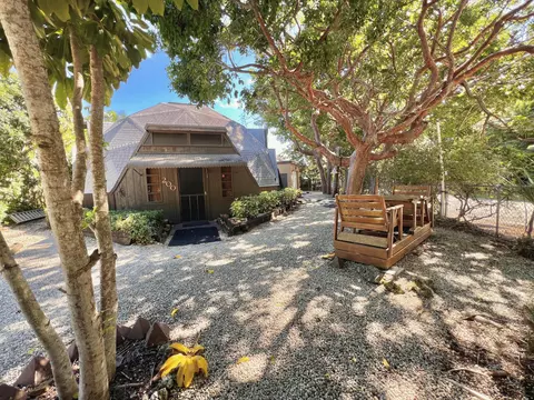 200 Cuba Rd, Tavernier, FL 33070