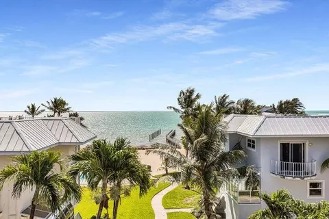 140 Aregood Ln #C2, Islamorada, FL 33036