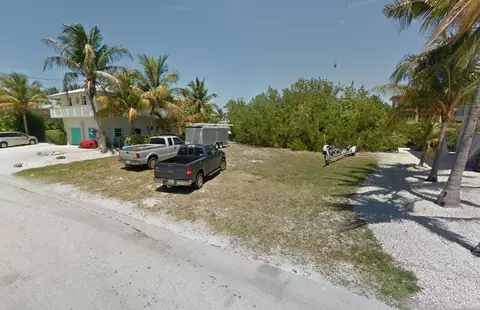 155 Gulfview Dr, Islamorada, FL 33036 photo 2