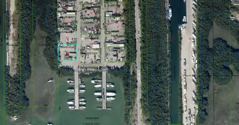 371 20th St, Marathon, FL 33050
