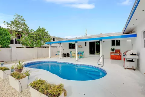 2016 Yellowtail Dr, Marathon, FL 33050 photo 14
