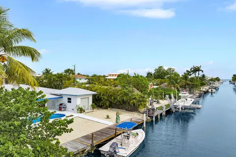 2016 Yellowtail Dr, Marathon, FL 33050 photo 9