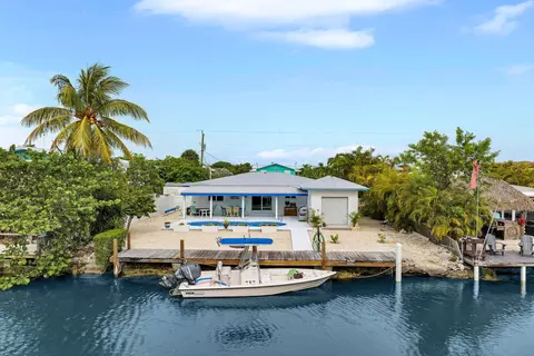 2016 Yellowtail Dr, Marathon, FL 33050 photo 6