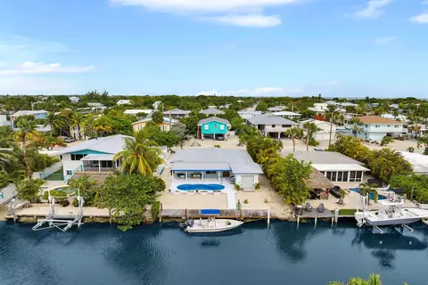 2016 Yellowtail Dr, Marathon, FL 33050 photo 8