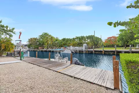 2016 Yellowtail Dr, Marathon, FL 33050 photo 12