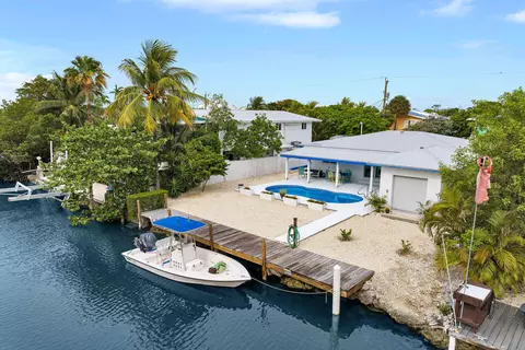 2016 Yellowtail Dr, Marathon, FL 33050 photo 10