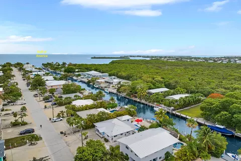 2016 Yellowtail Dr, Marathon, FL 33050 photo 2
