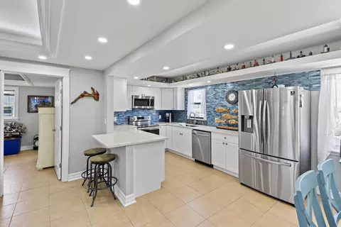229 E Caribbean Dr, Summerland Key, FL 33042 photo 9