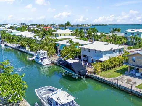 229 E Caribbean Dr, Summerland Key, FL 33042 photo 3