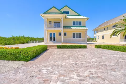 2394 Coco Plum Dr #1, Marathon, FL 33050