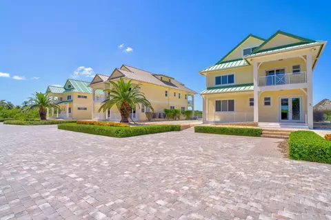2394 Coco Plum Dr #3, Marathon, FL 33050