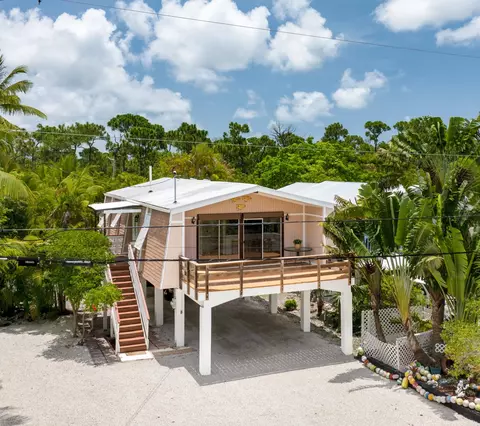 2421 Pensacola Rd, Big Pine Key, FL 33043