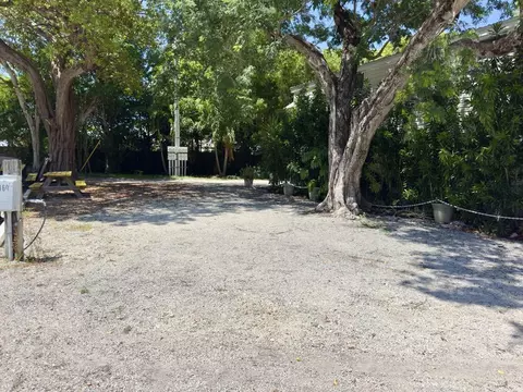 101551 Overseas Hwy #160, Key Largo, FL 33037