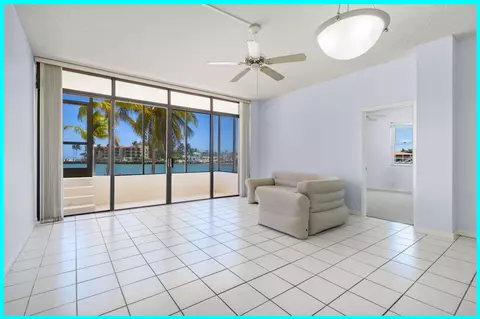 2000 Coco Plum Dr #106, Marathon, FL 33050