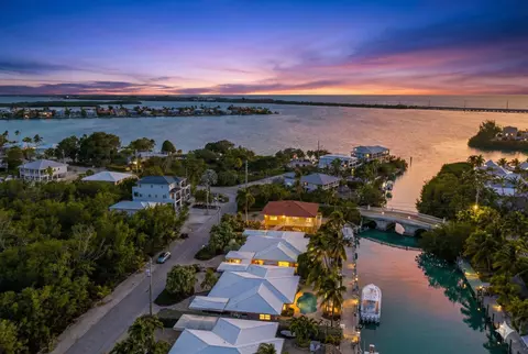 116 N Indies Dr, Duck Key, FL 33050