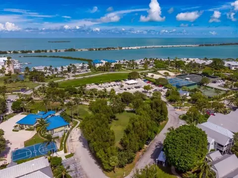 View/Area - 7202 Simran Ln, Duck Key, FL 33050 photo 2 of 3