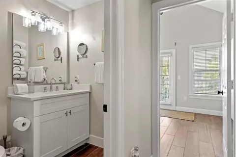 Bath - 7202 Simran Ln, Duck Key, FL 33050 photo 2 of 3