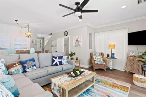 Living - 7202 Simran Ln, Duck Key, FL 33050 photo 2 of 3