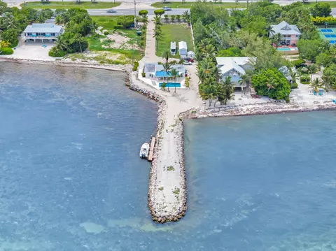 75691 Overseas Hwy, Islamorada, FL 33036