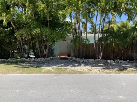 31525 Avenue A, Big Pine Key, FL 33043
