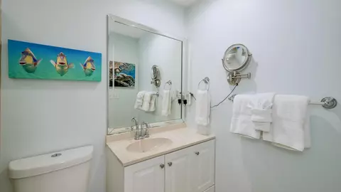 Bath - 101 Front St #8, Key West, FL 33040 photo 1 of 2